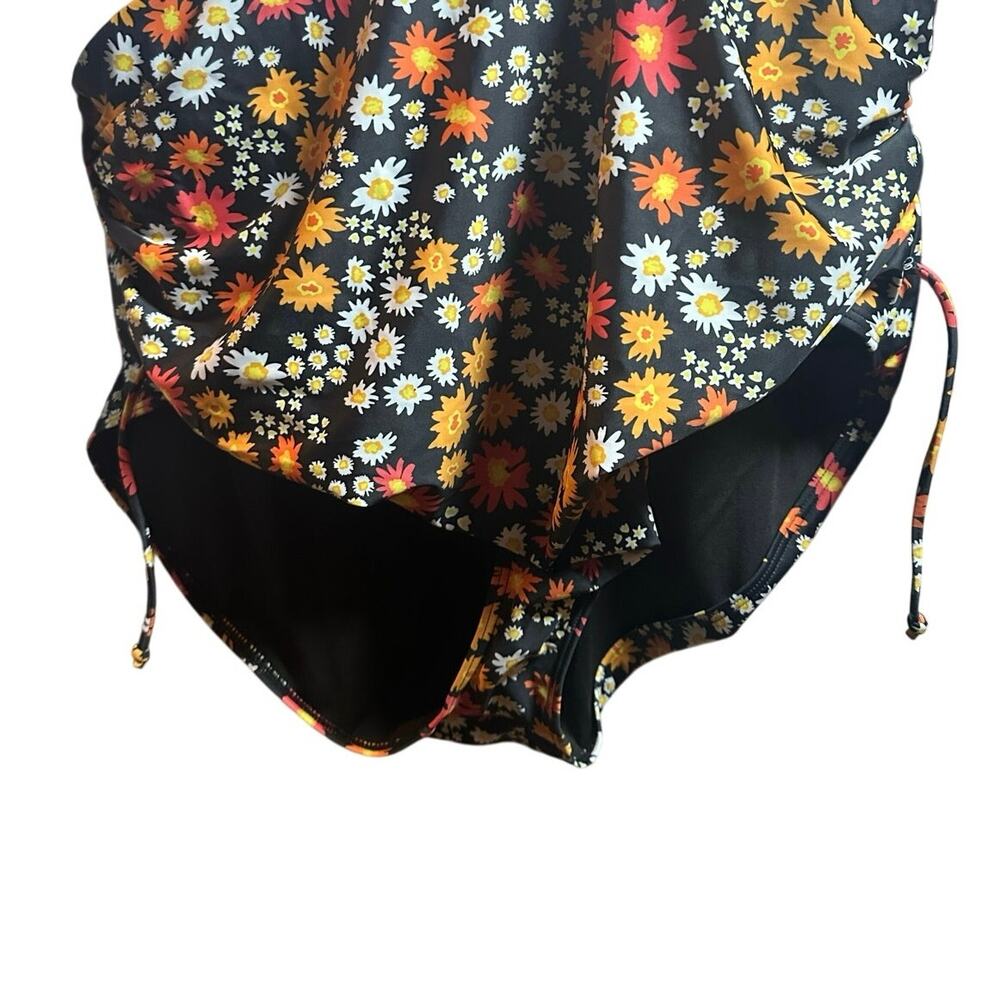 BloomChic Floral Flare Swim Dress/SwimSuit Plus Size 4x - Picture 4 of 7